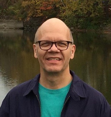 headshot of fyi volunteer Bill